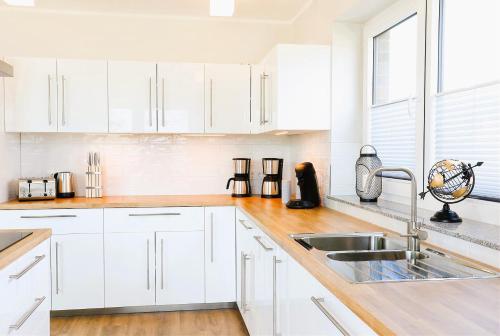 Traumvilla am Müritz Nationalpark, 17 Gäste, Sauna (Traumvilla am Muritz Nationalpark, 17 Gaste, Sauna) in 播克