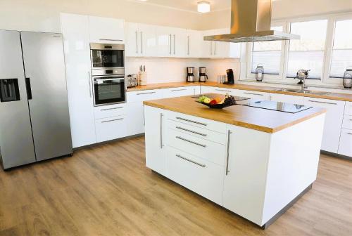 Traumvilla am Müritz Nationalpark, 17 Gäste, Sauna (Traumvilla am Muritz Nationalpark, 17 Gaste, Sauna) in 播克