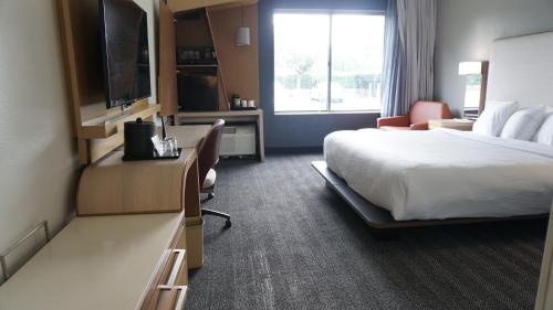 Photo - Courtyard Memphis East/Bill Morris Parkway