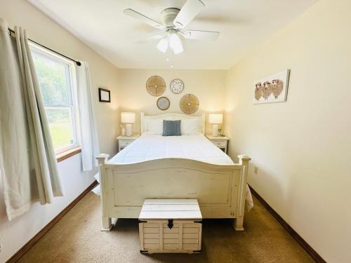 Milk Hand House.. Peaceful 1 bedroom cabin