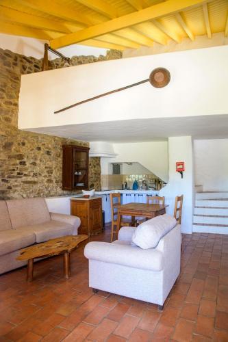 Kitchen, Aldeia da Pedralva by WOT Signature in Vila Do Bispo