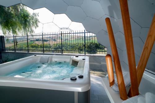 Karstais baseins, Bed and Breakfast a casa di Valerio in Sant' Omero