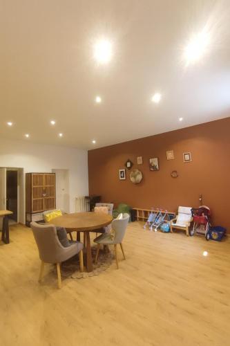 La maison aux 5 nids in Saint-Cyr-sur-Loire