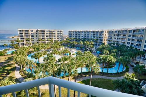 Destin West Heron 606 - No Expense Spared- Lazy River - Short Walk to Beach