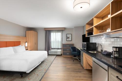 Candlewood Suites Shelbyville BY IHG - image 5