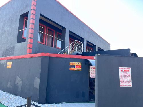 Vista exterior, X-Motel Voslo in Katlehong