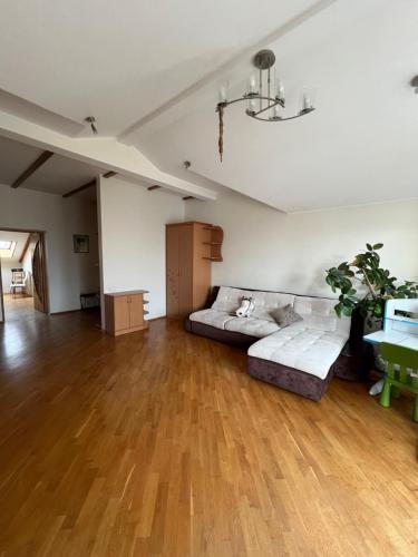 Апартаменти на Сихові in เขตซึฮีฟสกี