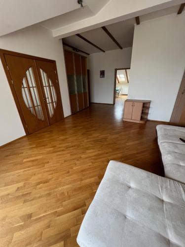 Апартаменти на Сихові in เขตซึฮีฟสกี