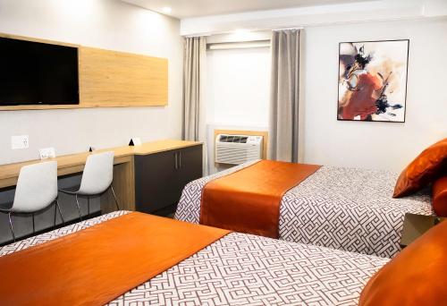 Standard Queen Room with Two Queen Beds