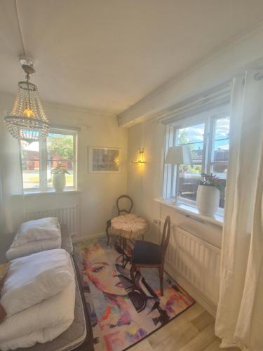 2 twin beds
