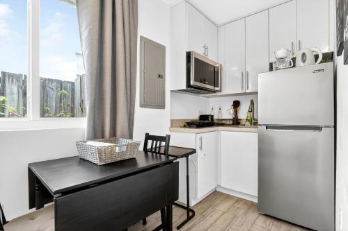 Cozy Studio Airport & Downtown in Miami, USA