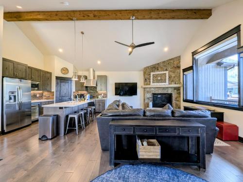 River Run Townhomes 100 by SummitCove Lodging in Keystone, USA