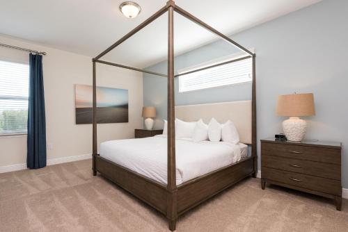 Lovely Home by Rentyl Near Disney with Private Pool, Air Hockey Table & Resort Amenities - 7467M in Orlando, USA