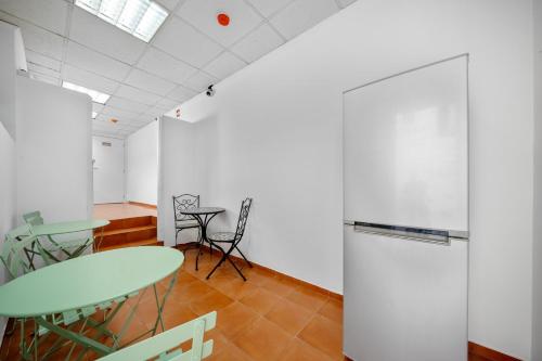 Plaza Inn Hostel & Rooms in Faro