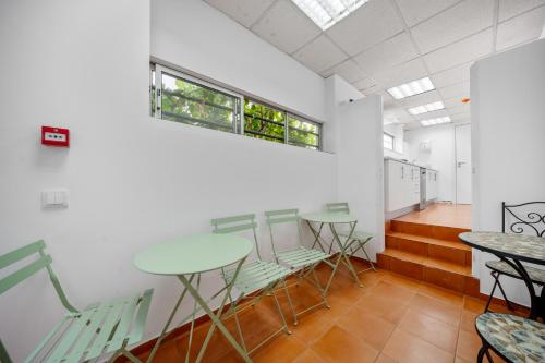 Plaza Inn Hostel & Rooms in Faro