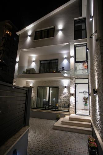 Villa Klaus Center Hotel 5