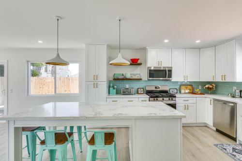 Turf and Sand with great golf and beach nearby! in San Marcos