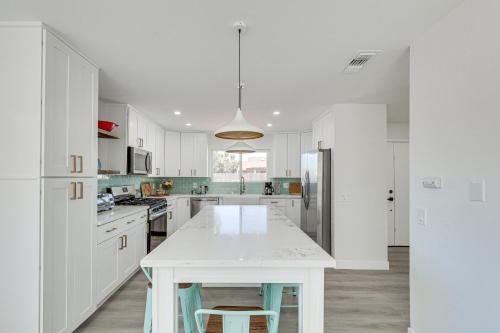 Turf and Sand with great golf and beach nearby! in San Marcos