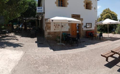 Hostal Urries Restaurante in Pintano