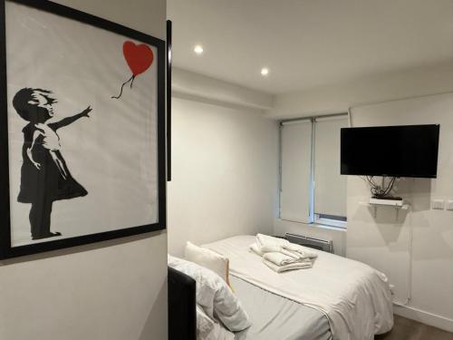 LE MARAIS-SAINT MARTIN LUXURY & DESIGN BY STUDIO - image 11