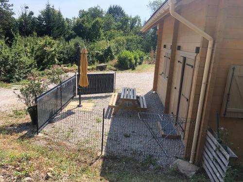 Buitenkant, Forest Jura Lodge - Chalet de la Vache in Alieze