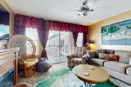 Poolside Villas 306