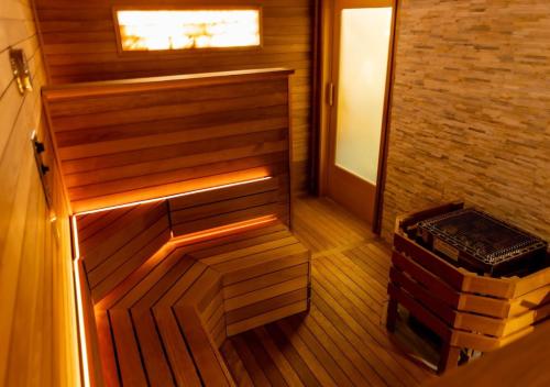 Sauna, White Mountain Hotel and Resort in Hales Location (NH)