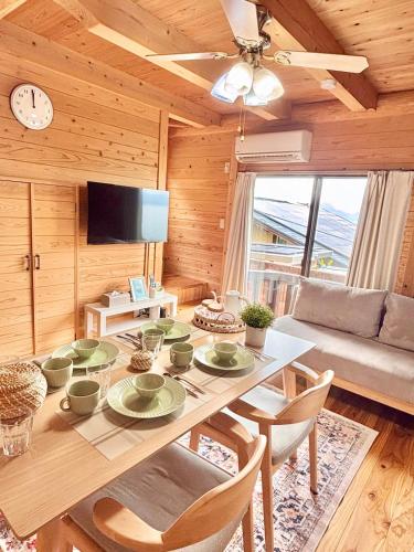 Amakusa Log House with Sea and Sunset View