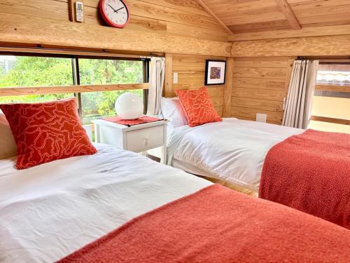 Amakusa Log House with Sea and Sunset View