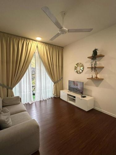Ella Residence Homestay