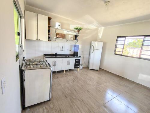 Chácara com piscina e lazer em Avaré (Chacara com piscina e lazer em Avare) in Avare (Sao Paulo)