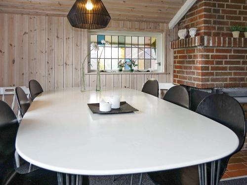 Comoditats, 6 person holiday home in Storvorde-By Traum in Egense