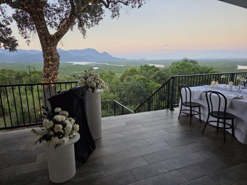 Comoditats, Vista Hinchinbrook in Cardwell