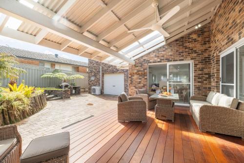 Refresh at Rocky, 134 Rocky Point Rd - Air Con, Wi-Fi, large yard