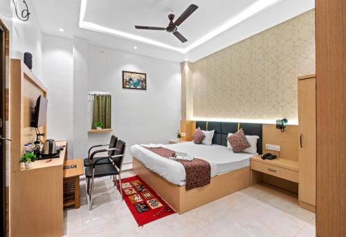 Hotel Ramay Palace – Ayodhya, VA