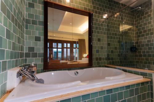 bubbelbad, Viang Thapae Resort in Tha Phae