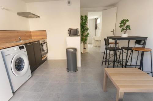 Welcome Home - Arpajon