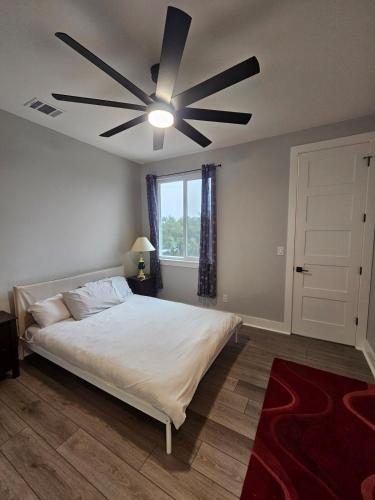 Casa Lago Bliss a 3BR & 2BA Upper-Level Retreat in Point Venture (TX)