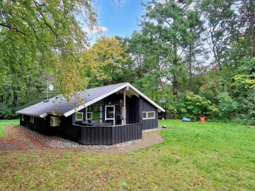 8 person holiday home in Melby-By Traum