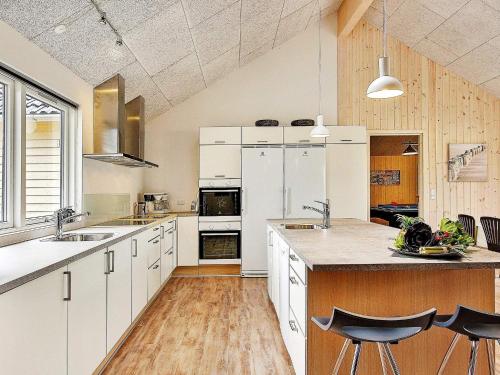 Luxury Wellness Retreat - By Traum Ferienwohnungen in Glesborg