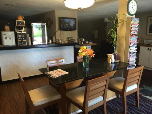 Facilities, The Black Mountain Inn in Brattleboro (VT)