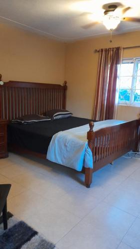 Cozy Studio in Spanish Town