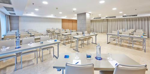 NH Ciudad de Zaragoza - image 14