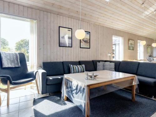 10 person holiday home in Storvorde-By Traum in Hals