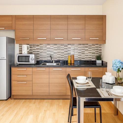 Cozy stylish home near Nana BTS 
