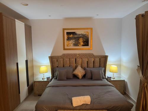 Chic Studio in Penta Square Near LUMS & Airport, Lahore (photo 6)