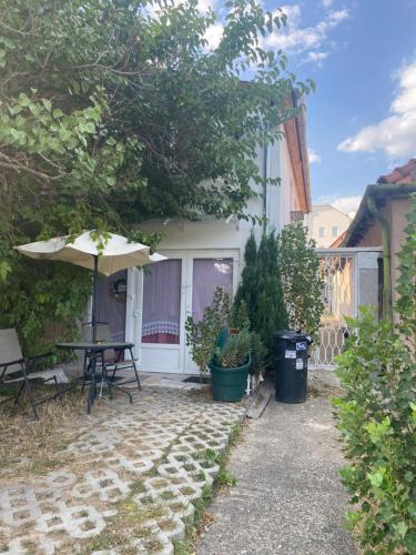 Exterior view, Privat szobak 3 in Budaors