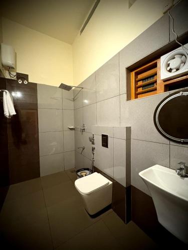 Riparian Inn Resort in Kattikkulam