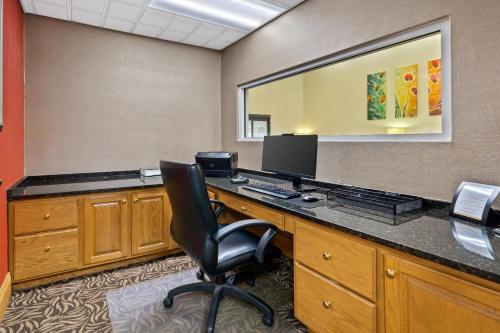 Comfort Suites Milledgeville - image 6