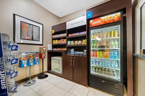 Comfort Suites Milledgeville - image 11